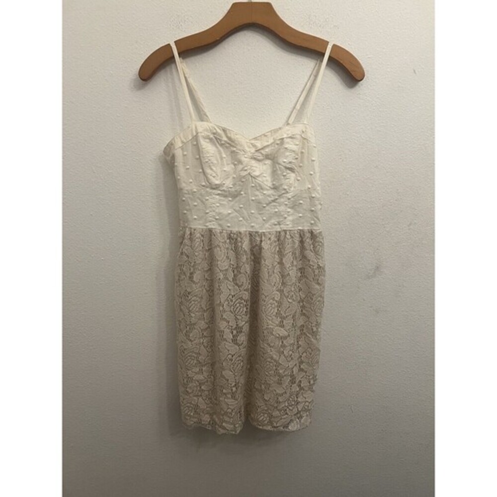 AMERICAN EAGLE OUTFITTERS WHITE MINI DRESS SIZE SMALL (L11)